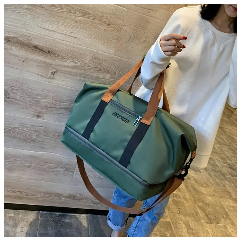 Large Capacity Travel Fitness Bag Waterproof Sports Duffel Bag for Men Portable Short Distance Luggage Workout Gym Bag